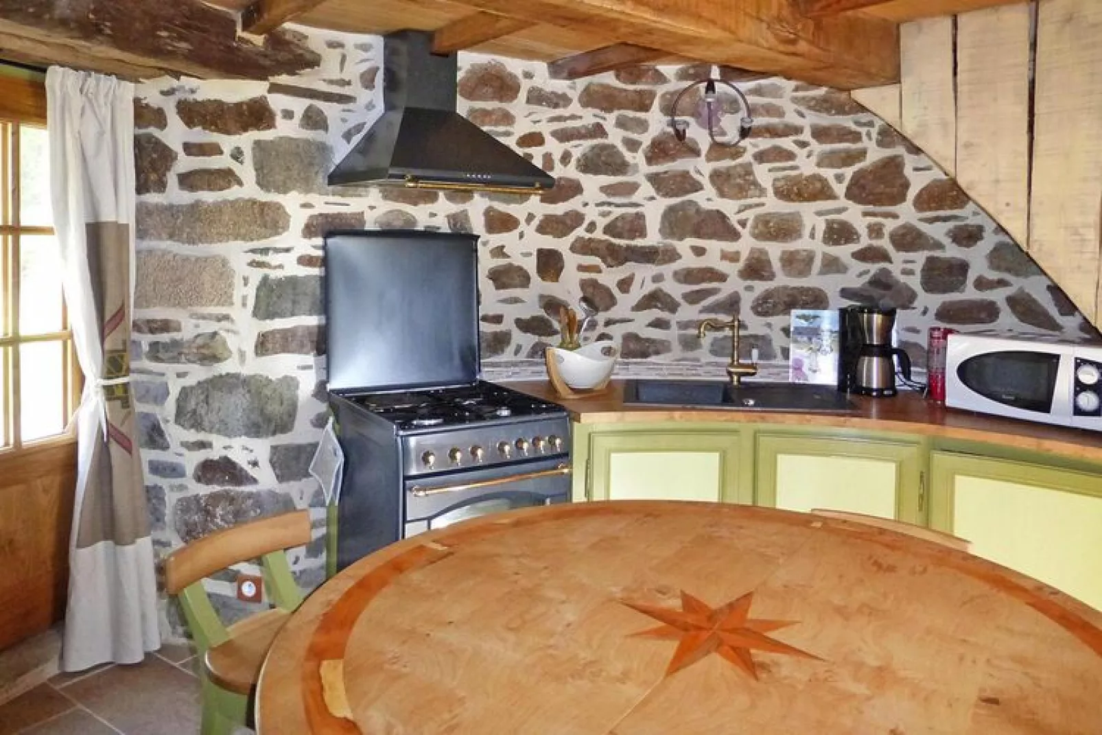 Ancient windmill Gommenec'h-Kitchen