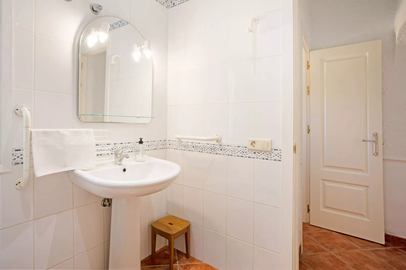 La Estrella-Bathroom