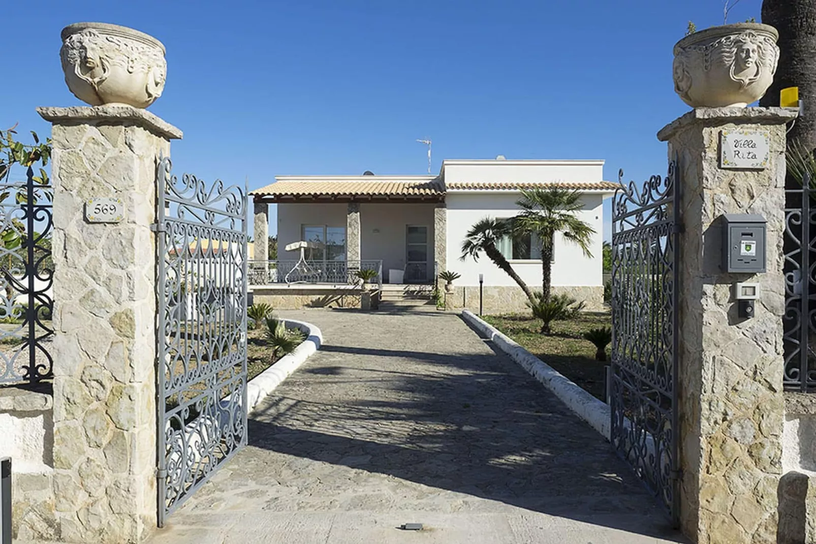 Villa Rita-Reception hall