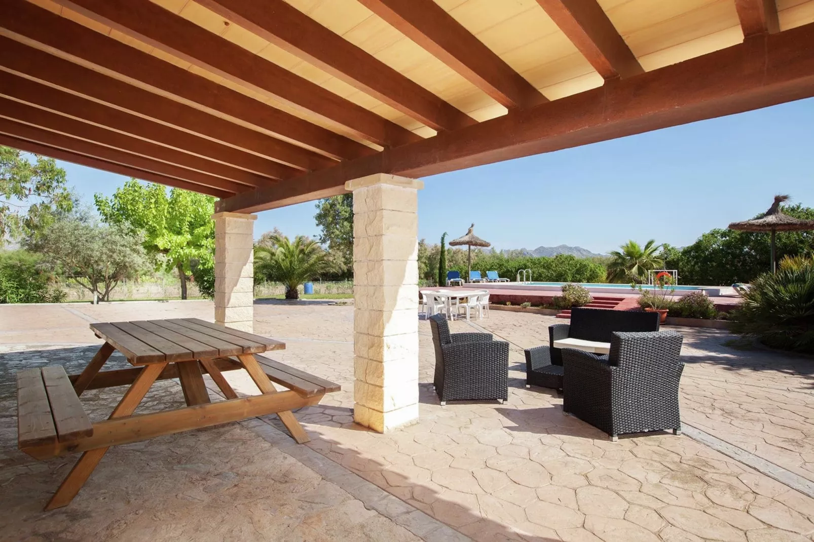 Rotaflor-Terrassenbalkon