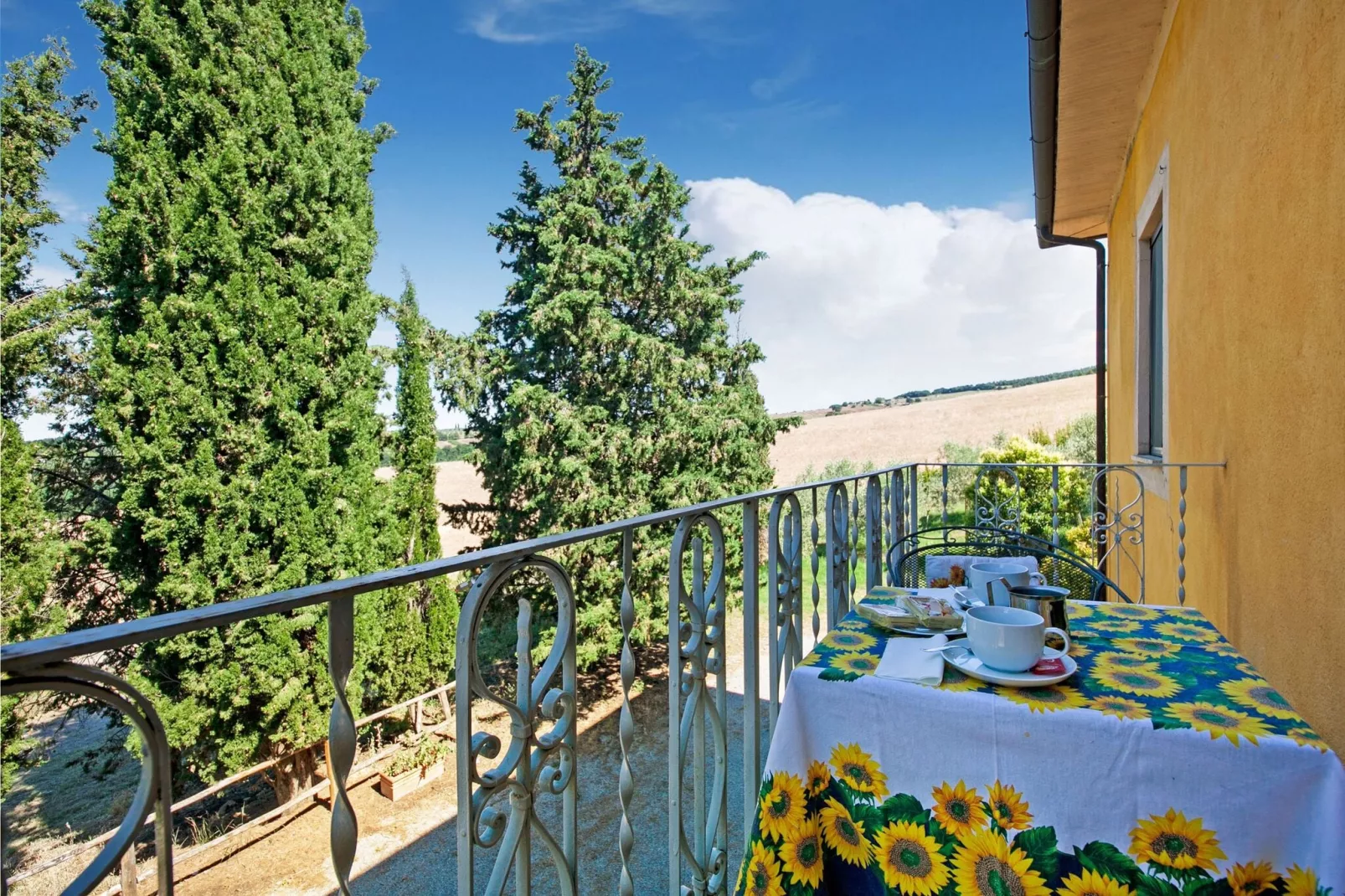 Casale Nuovo-Terrassenbalkon