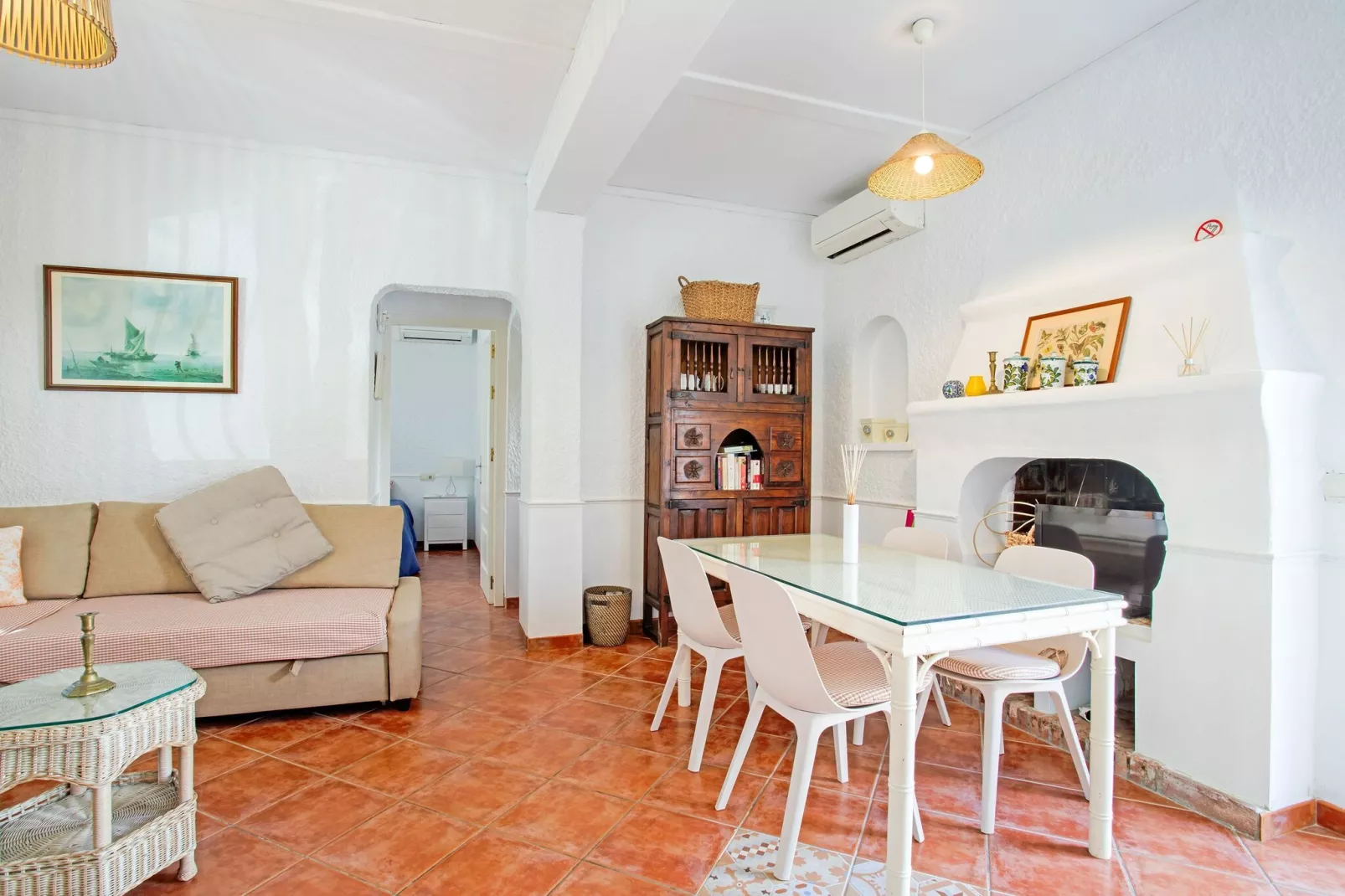 Gaviota y La Estrella-Dining room