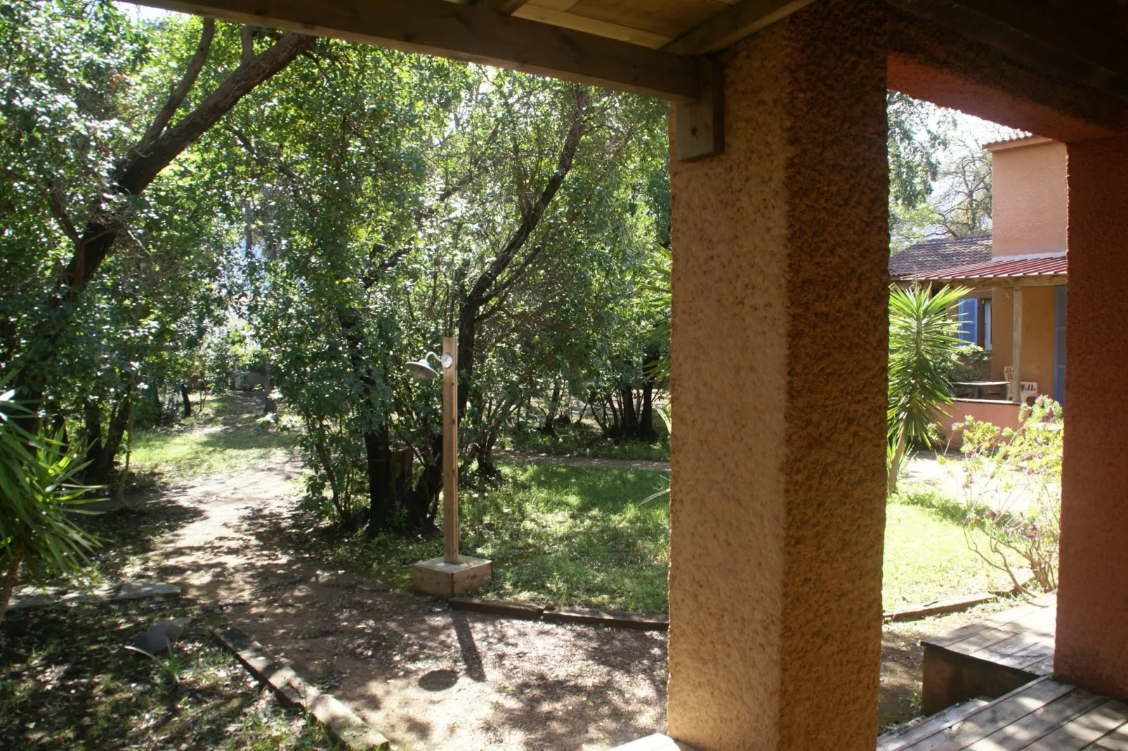 Résidence le Maquis Plage Type 1-Gardens in summer