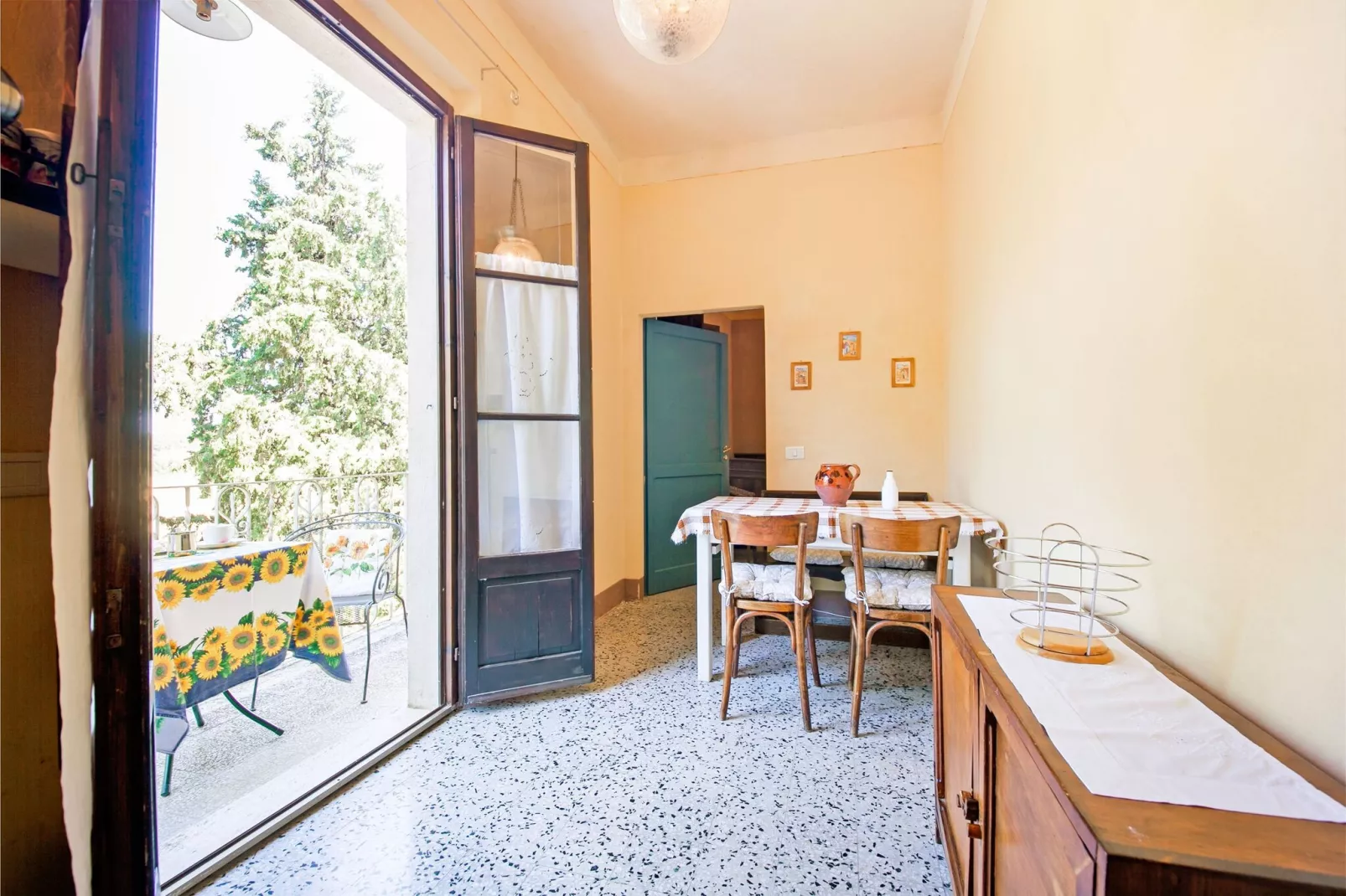 Casale Nuovo-Empfangshalle