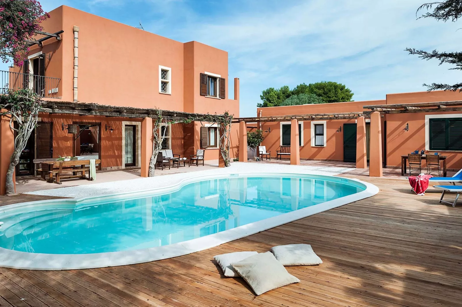 Villa Arangea Dieci-Exterior summer