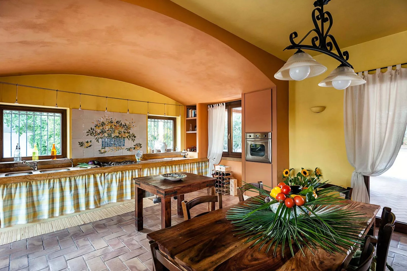 Villa Arangea Dieci-Kitchen
