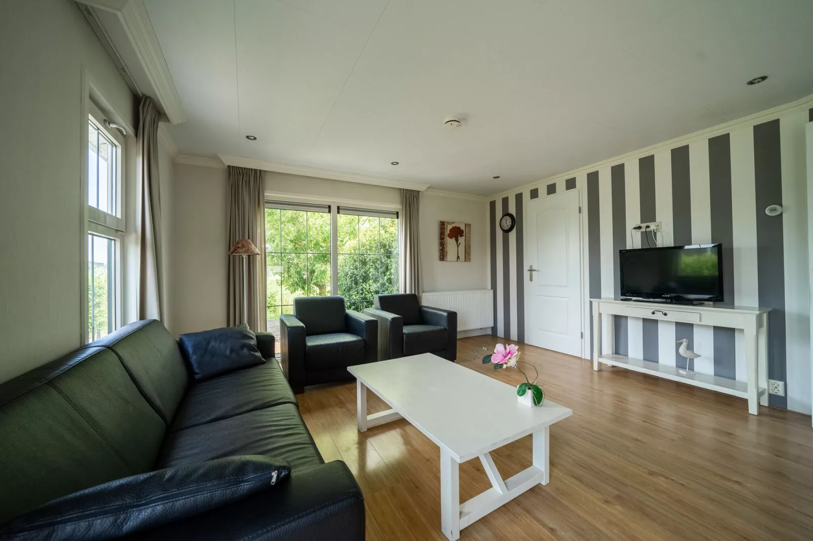 Resort De Biesbosch 1-Living room