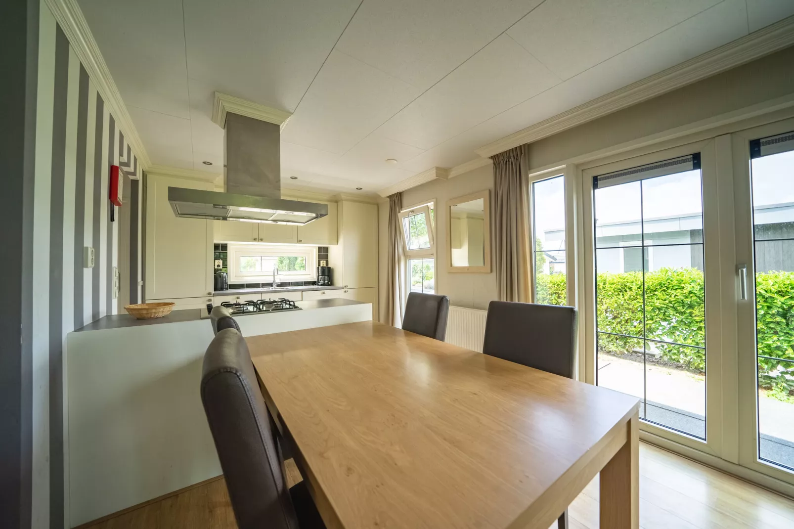 Resort De Biesbosch 1-Dining room
