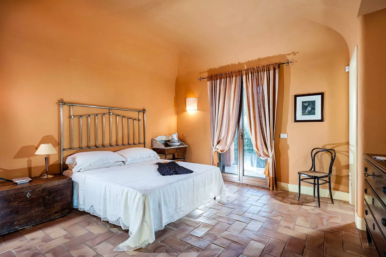 Villa Arangea Dieci-Bedroom