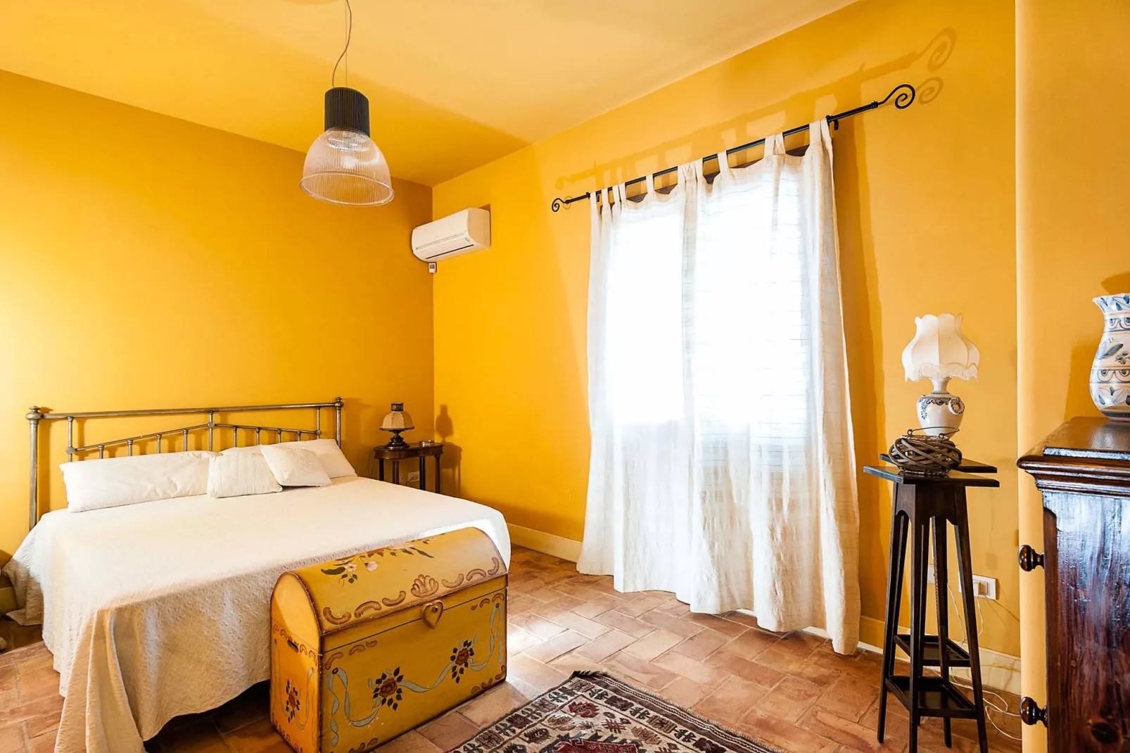 Villa Arangea Dieci-Bedroom