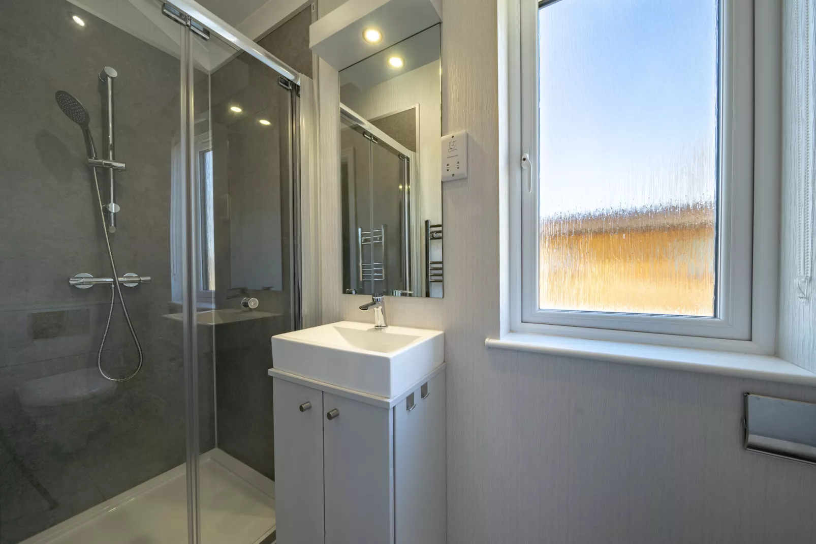 Resort De Biesbosch 1-Bathroom