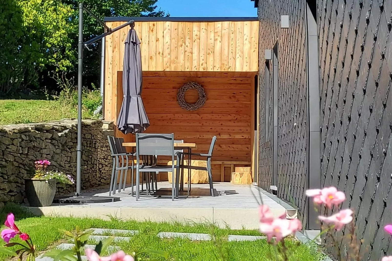 Le Courtil-Balcon-terrasse