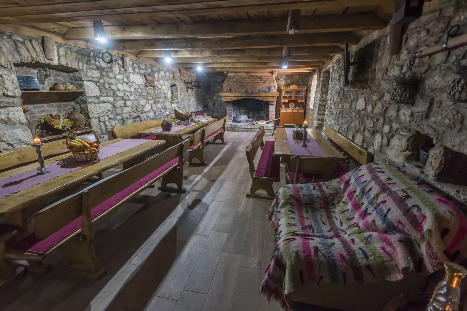 Holiday home Dida Jere-Dining room
