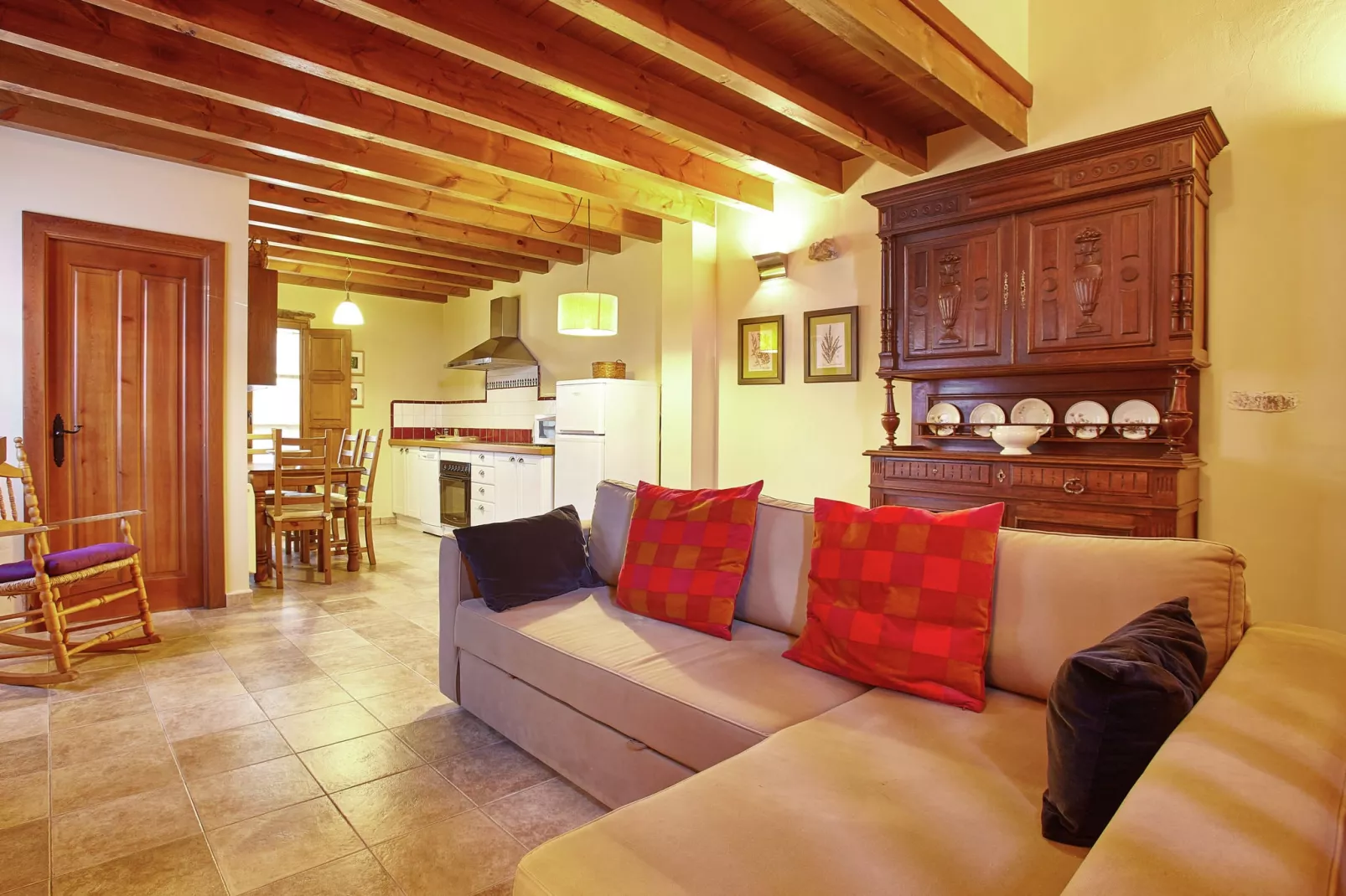 Pruneda II-Living room
