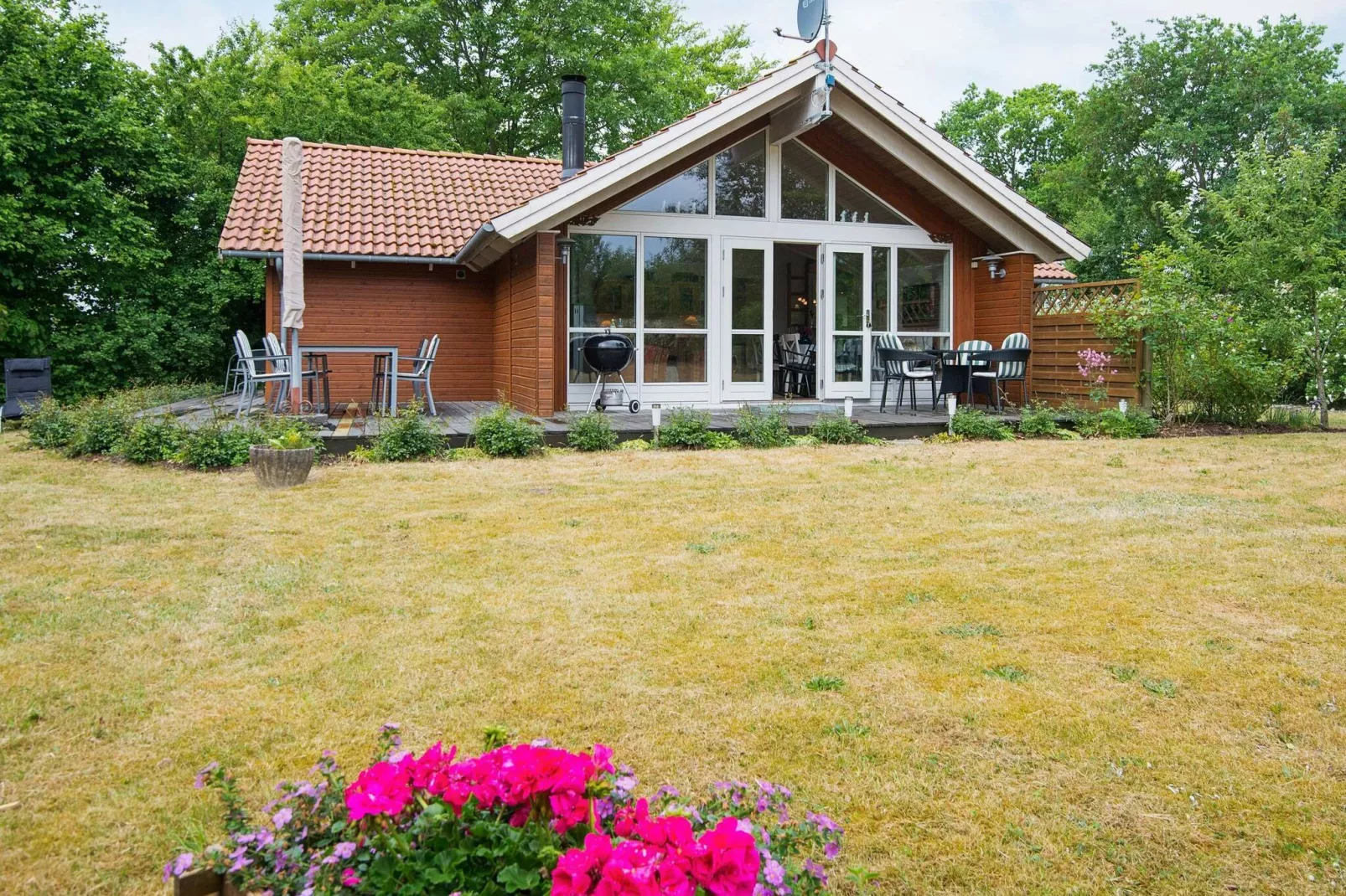 8 person holiday home in Allingåbro-By Traum-View