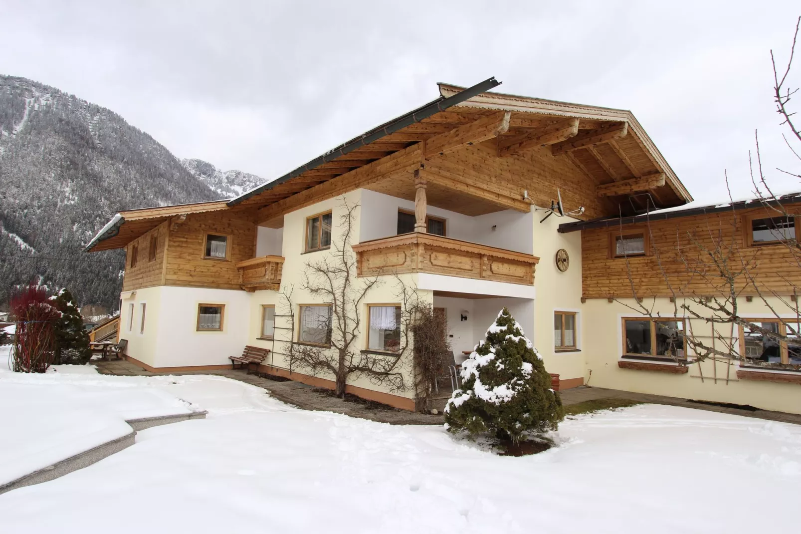 Brunnkopf-Exterior winter