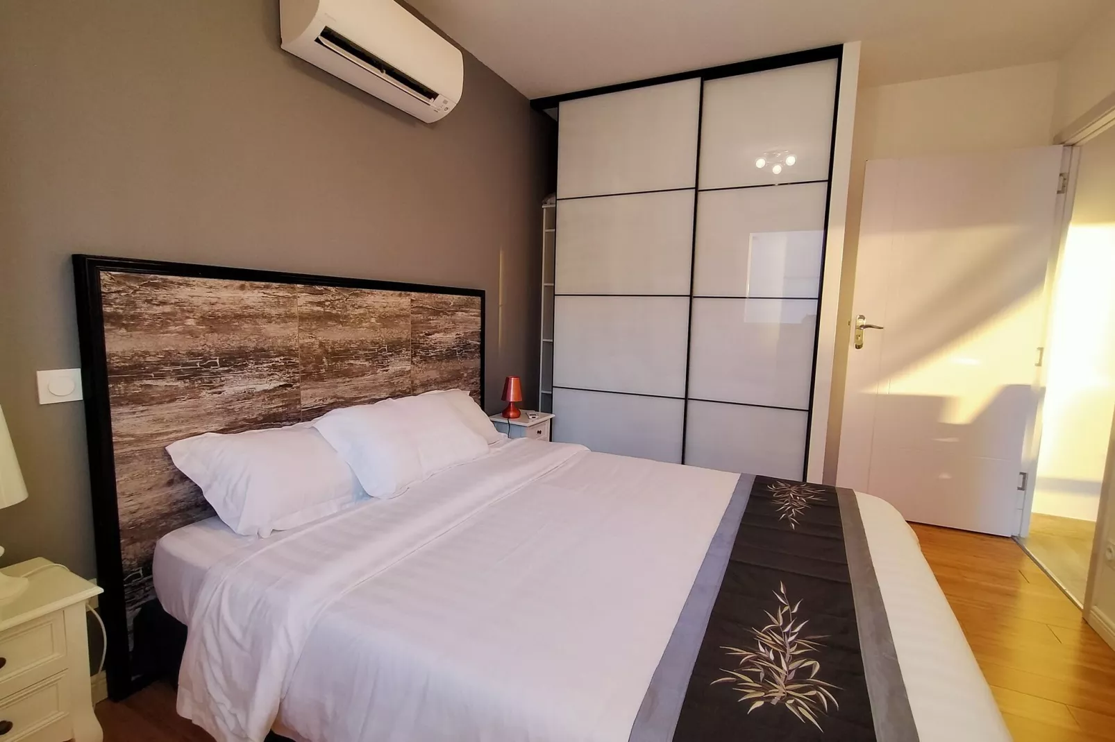 Villa Contempo 6-Schlafzimmer