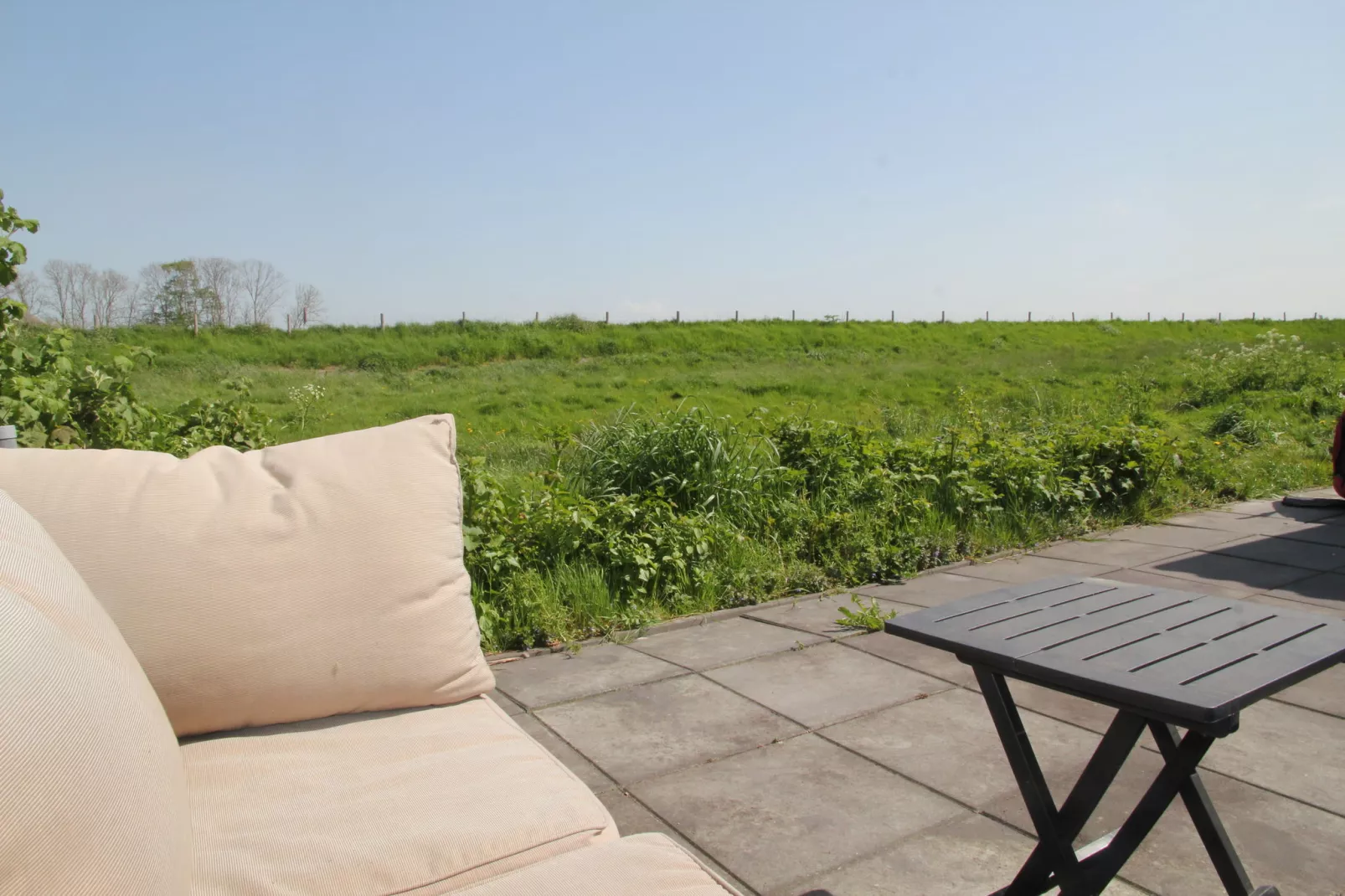 Landelijk bij Zee-Terrace balcony