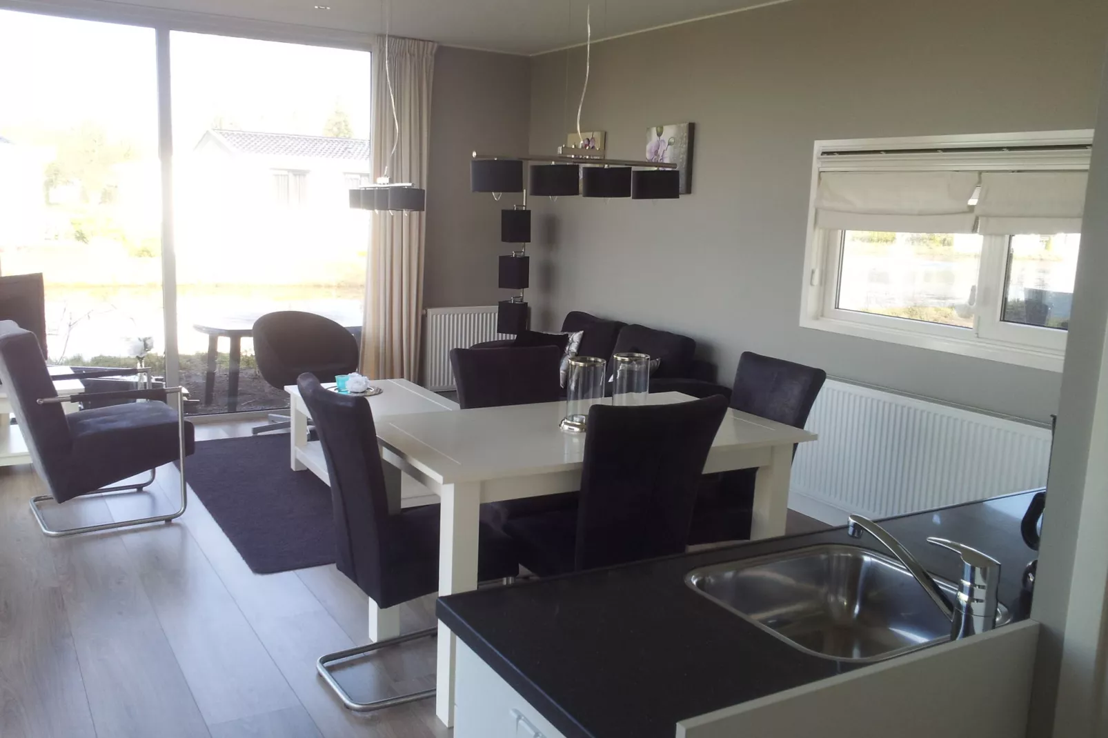 Resort De Biesbosch 8-Living room