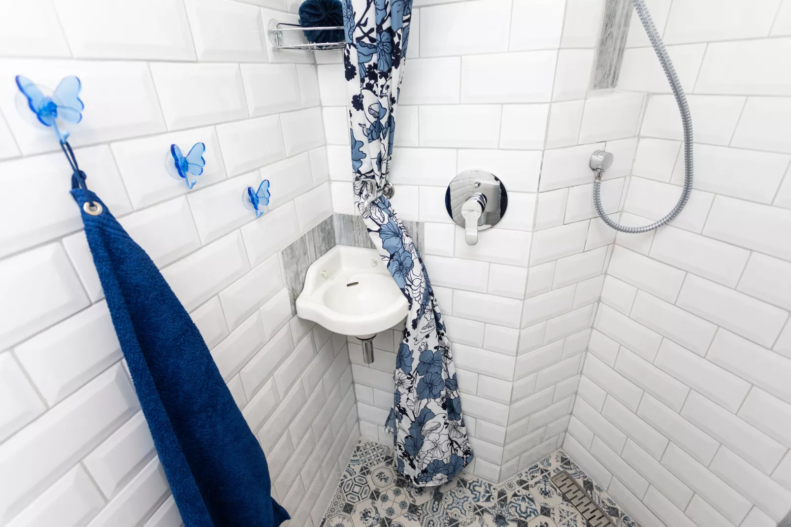 Holiday Home Baska-Bathroom