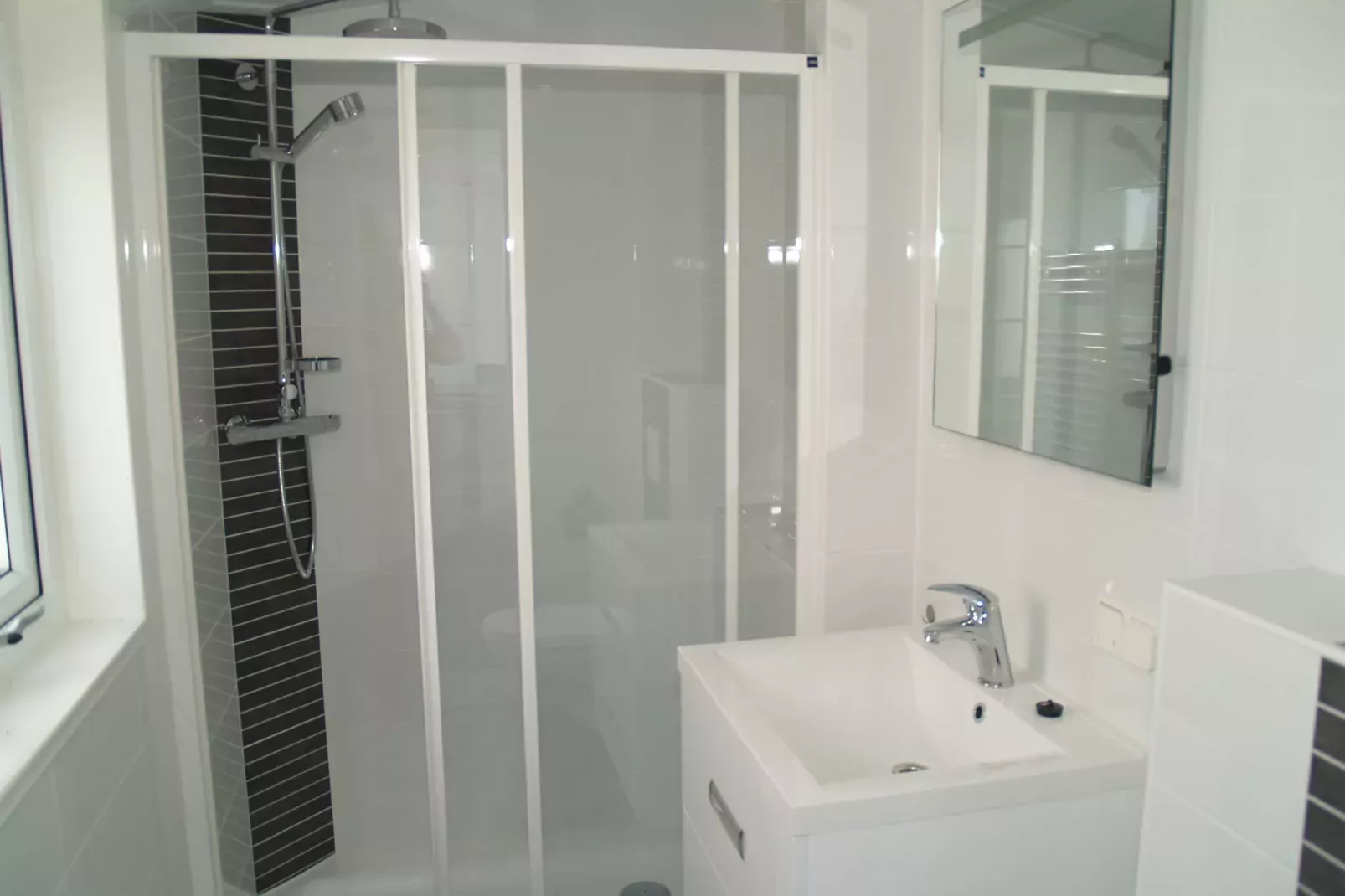 Resort De Biesbosch 8-Bathroom