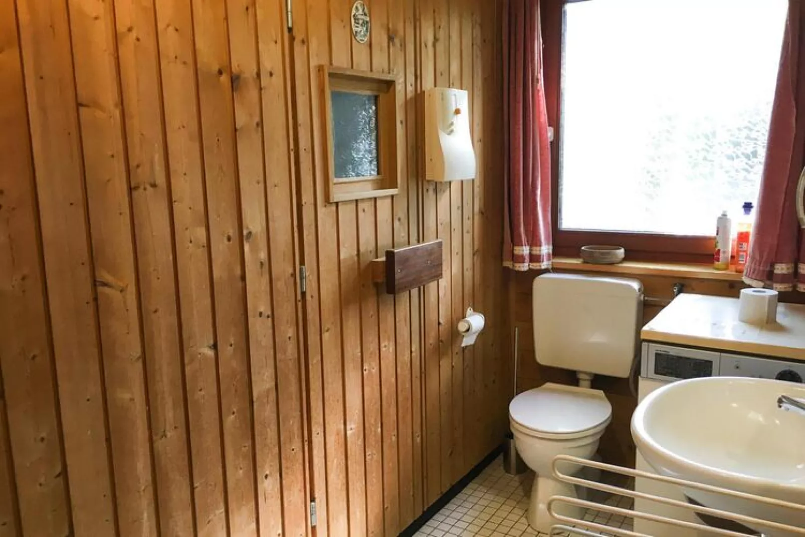 Ferienhaus Svenja Wiefelstede-Lehe-Bathroom