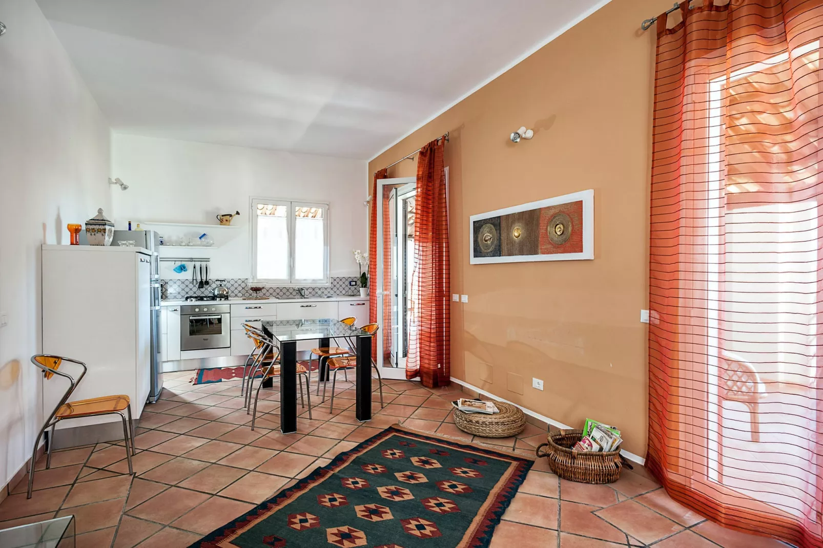 Casa Marsala Due-Dining room