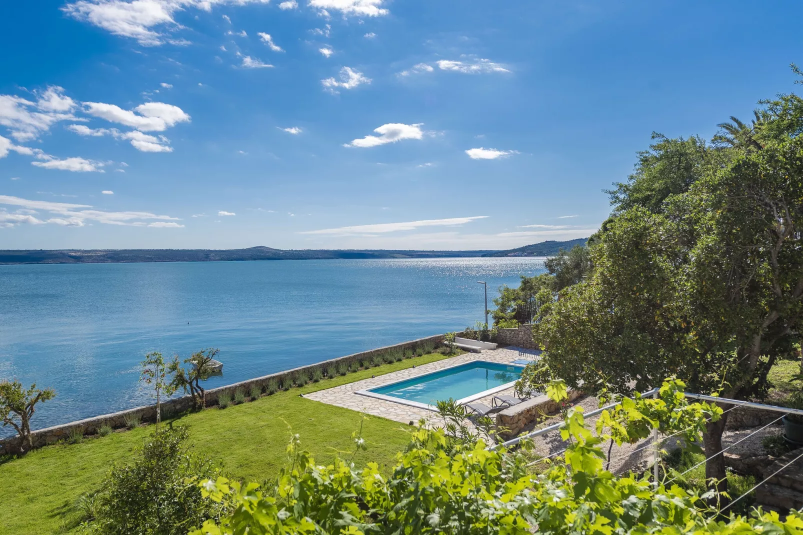 Villa Maslenica-Exterior summer