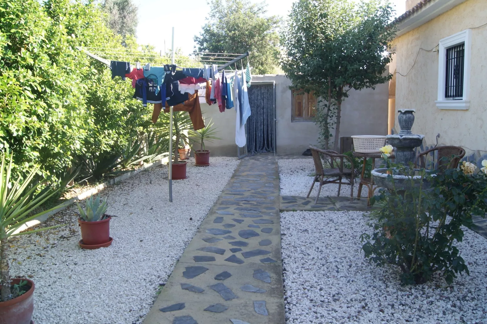 Casa Nido Cálido-Gardens summer