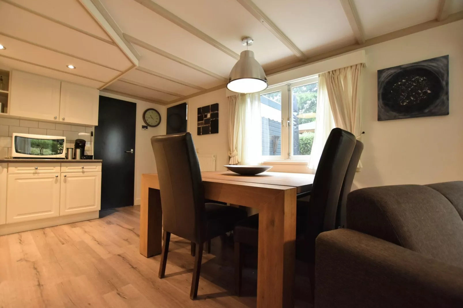 Reewold-Dining room