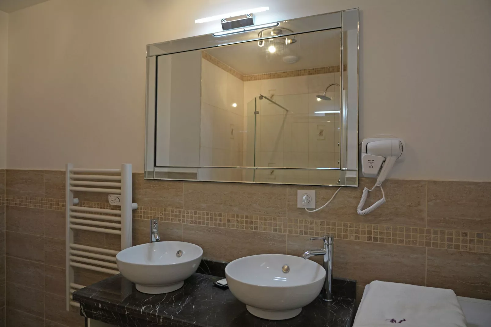 Villa Contempo 6 ex 5-Badezimmer