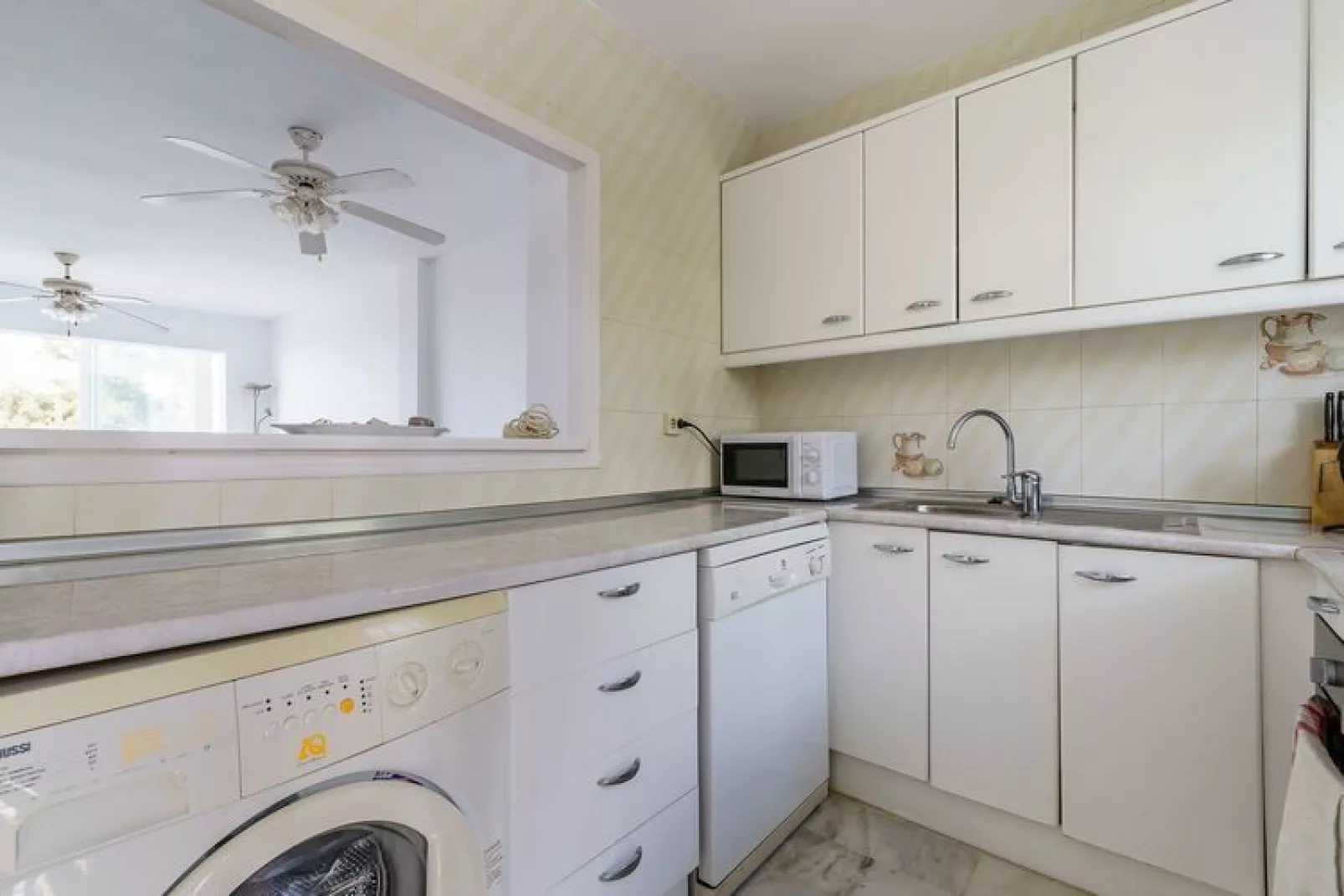 CT 162 - Pueblo Lucas Mijas-Costa-Kitchen