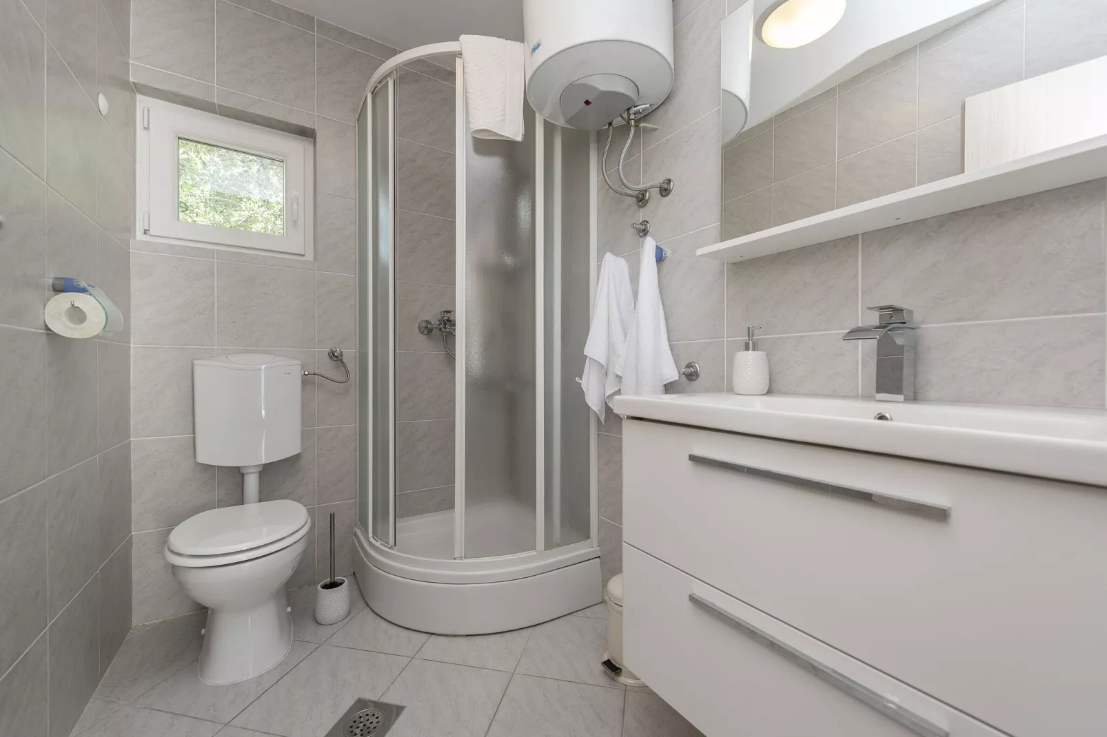 Villa Maslenica-Bathroom