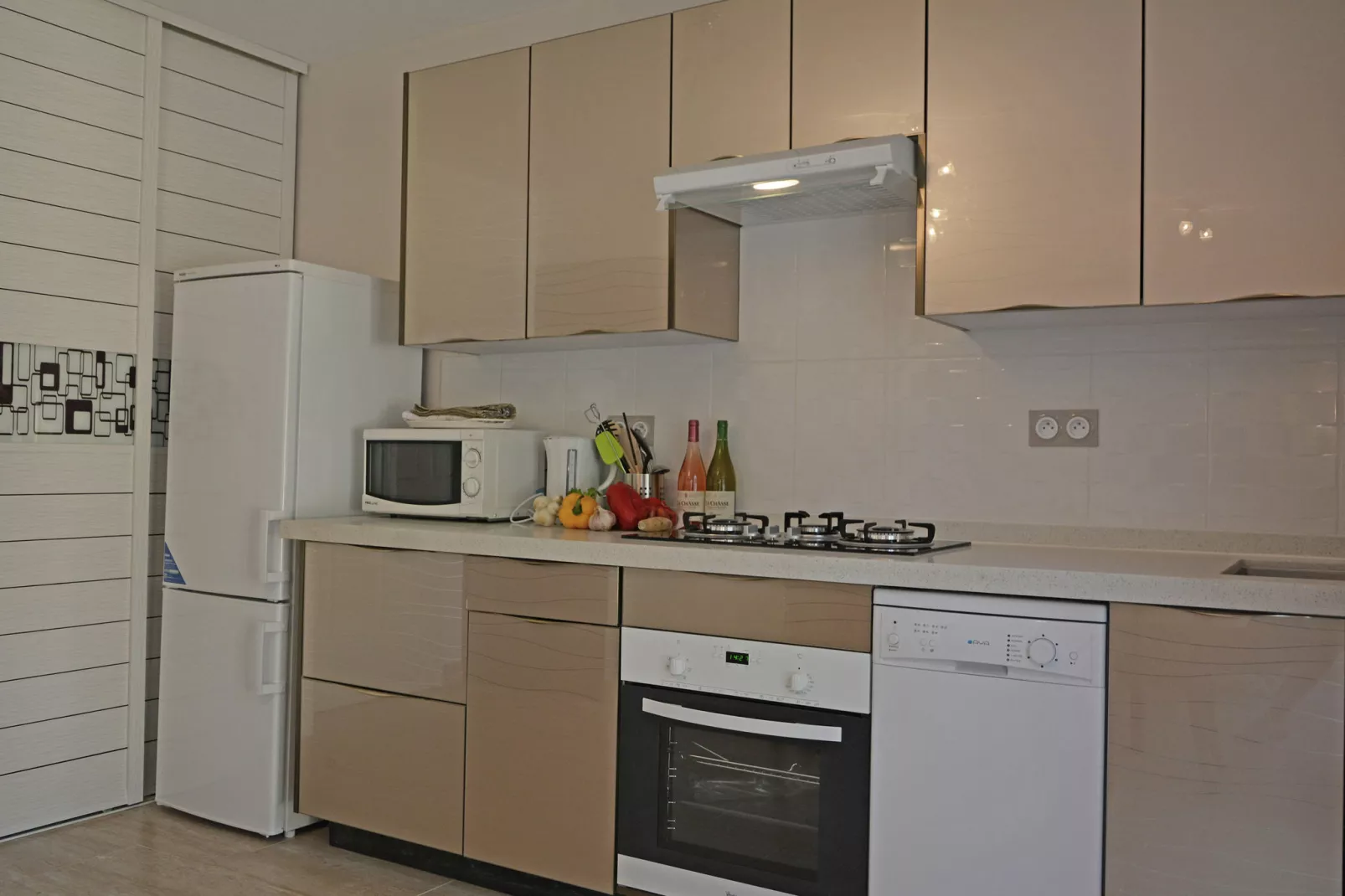 Villa Contempo 4-Cuisine