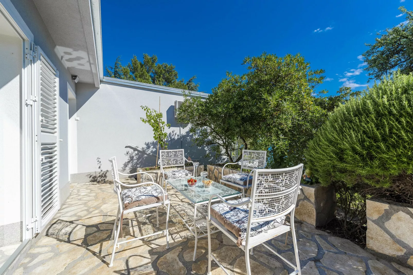 Villa Maslenica-Terrace balcony