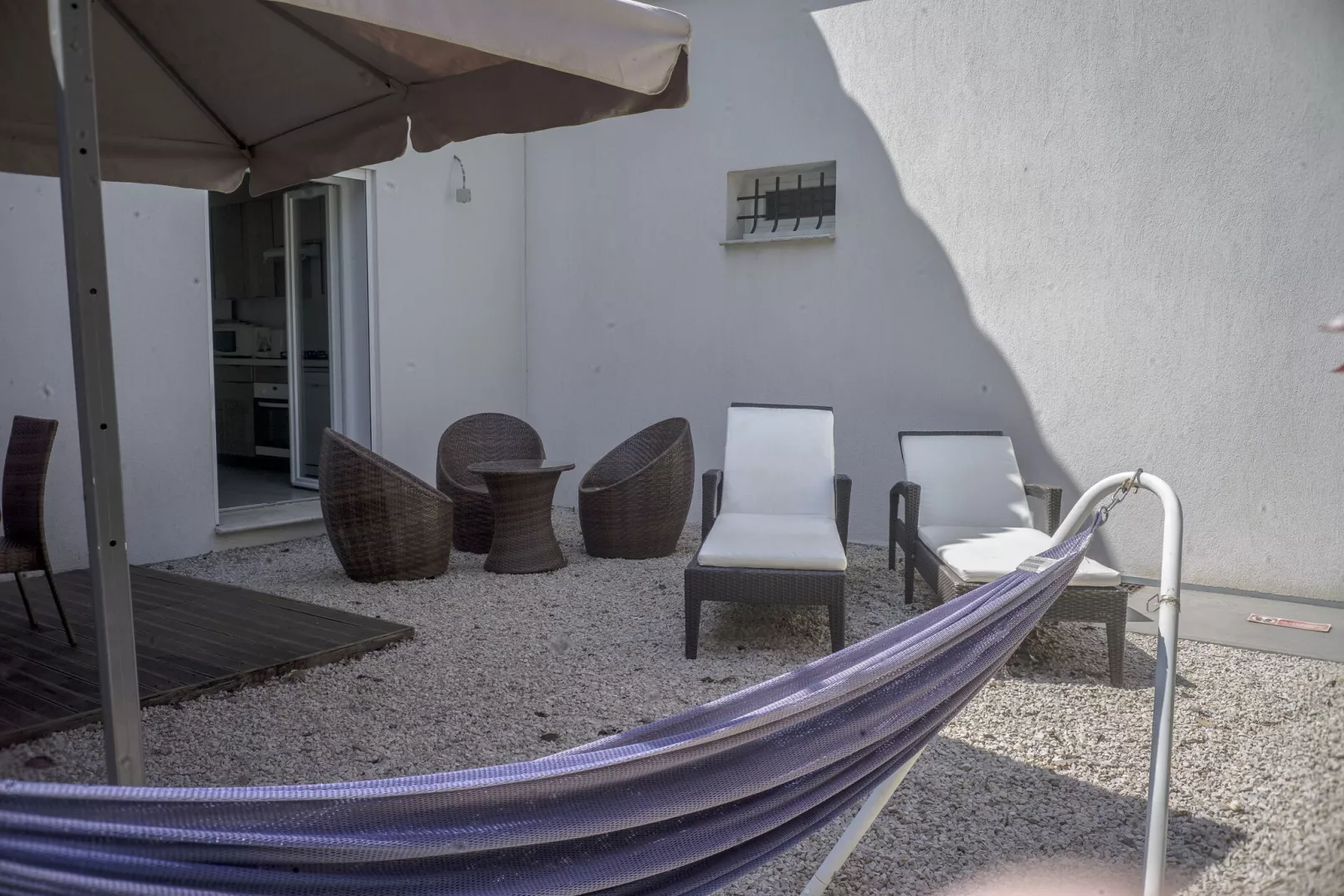 Villa Contempo 4-Balcon-terrasse