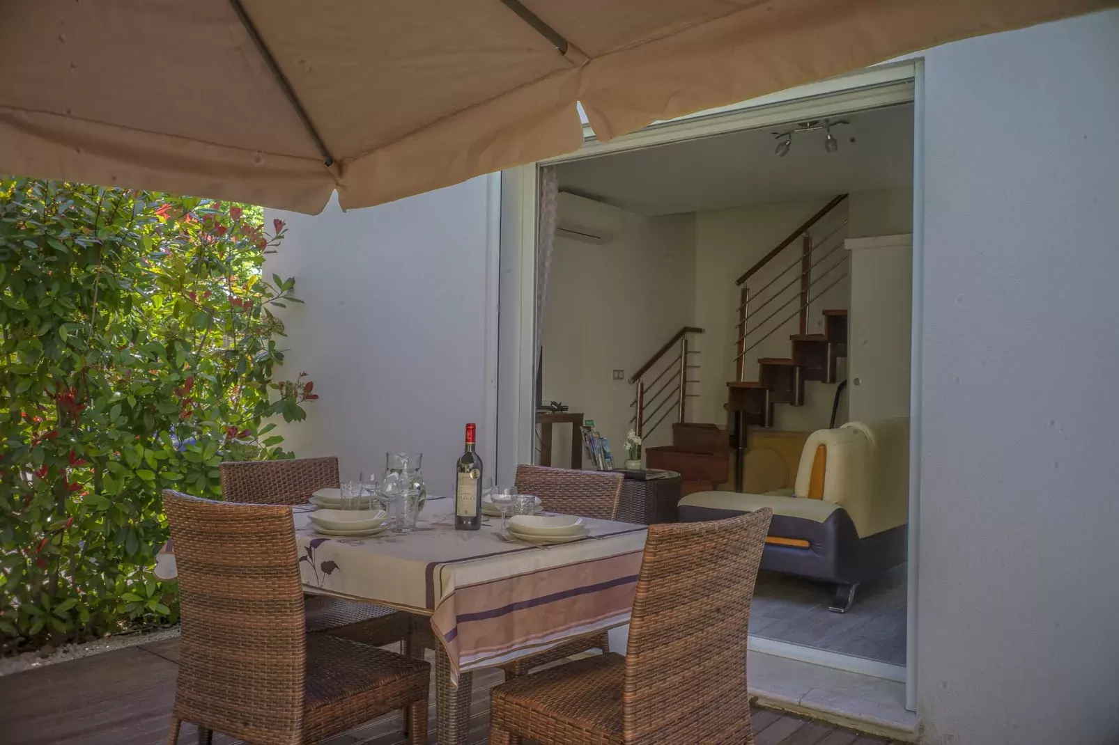 Villa Contempo 4-Balcon-terrasse