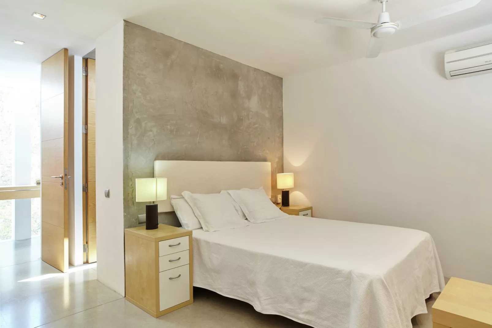 Sol Post-Bedroom