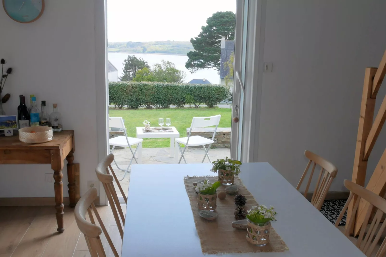 Ferienhaus mit Meerblick Roscanvel-Dining room