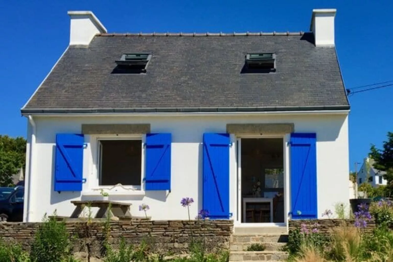 Ferienhaus mit Meerblick Roscanvel-Exterior summer