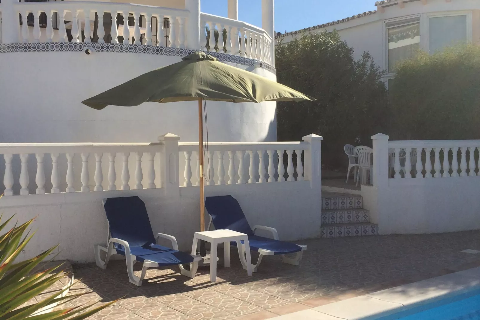 Casa Velez-Pool