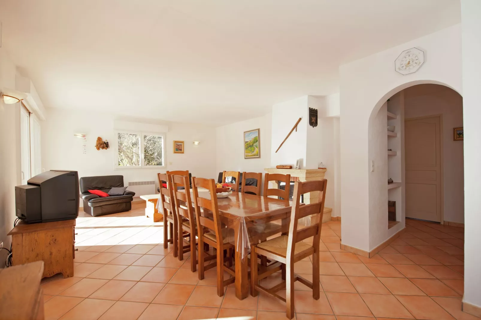 Mas du Puits-Dining room