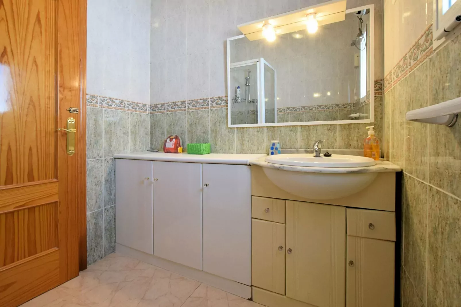 Casa Velez-Bathroom
