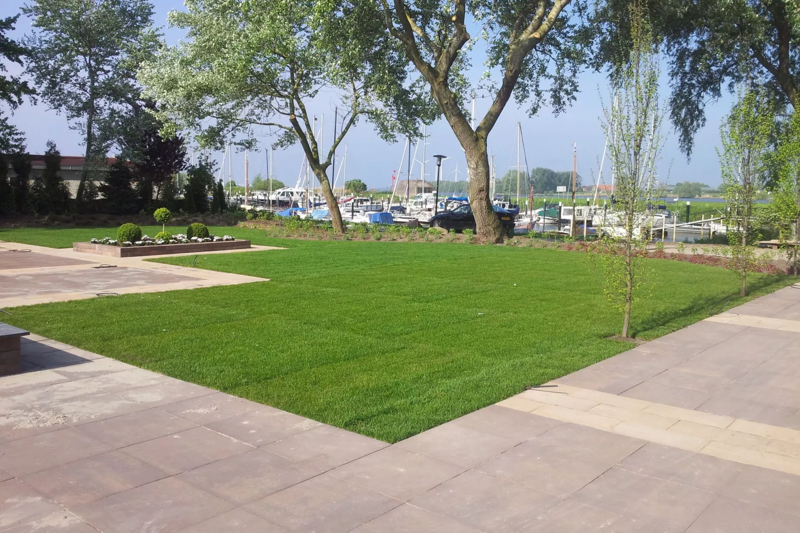 Resort De Biesbosch 3-Areas summer 1km