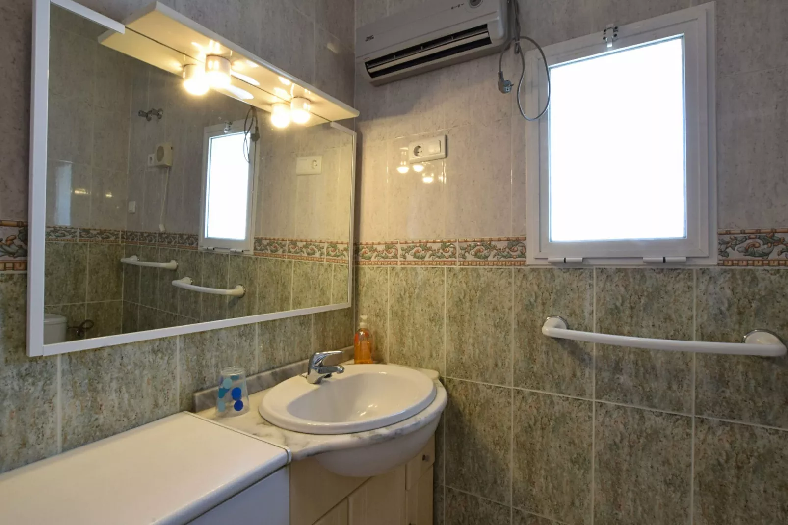 Casa Velez-Bathroom