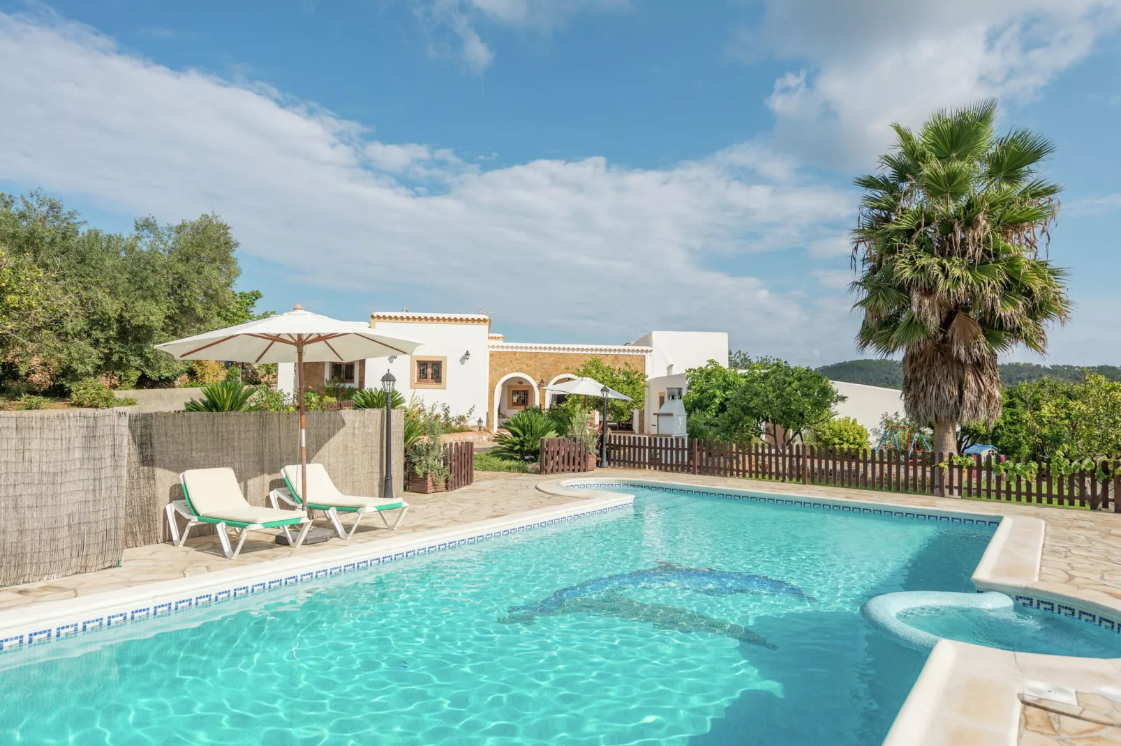 Can Juano-Pool