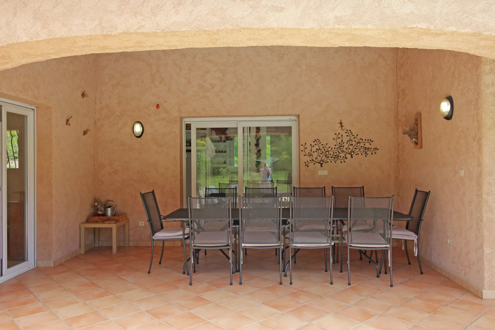 Mas du Puits-Terrace balcony