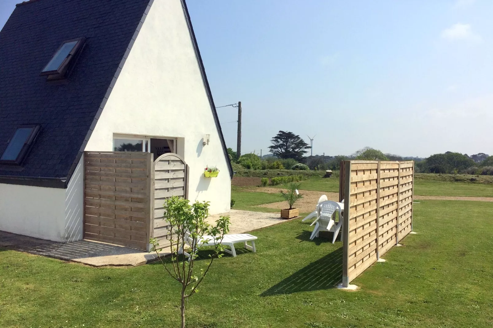 Ferienhaus Beuzec-Cap-Sizun-Exterior summer