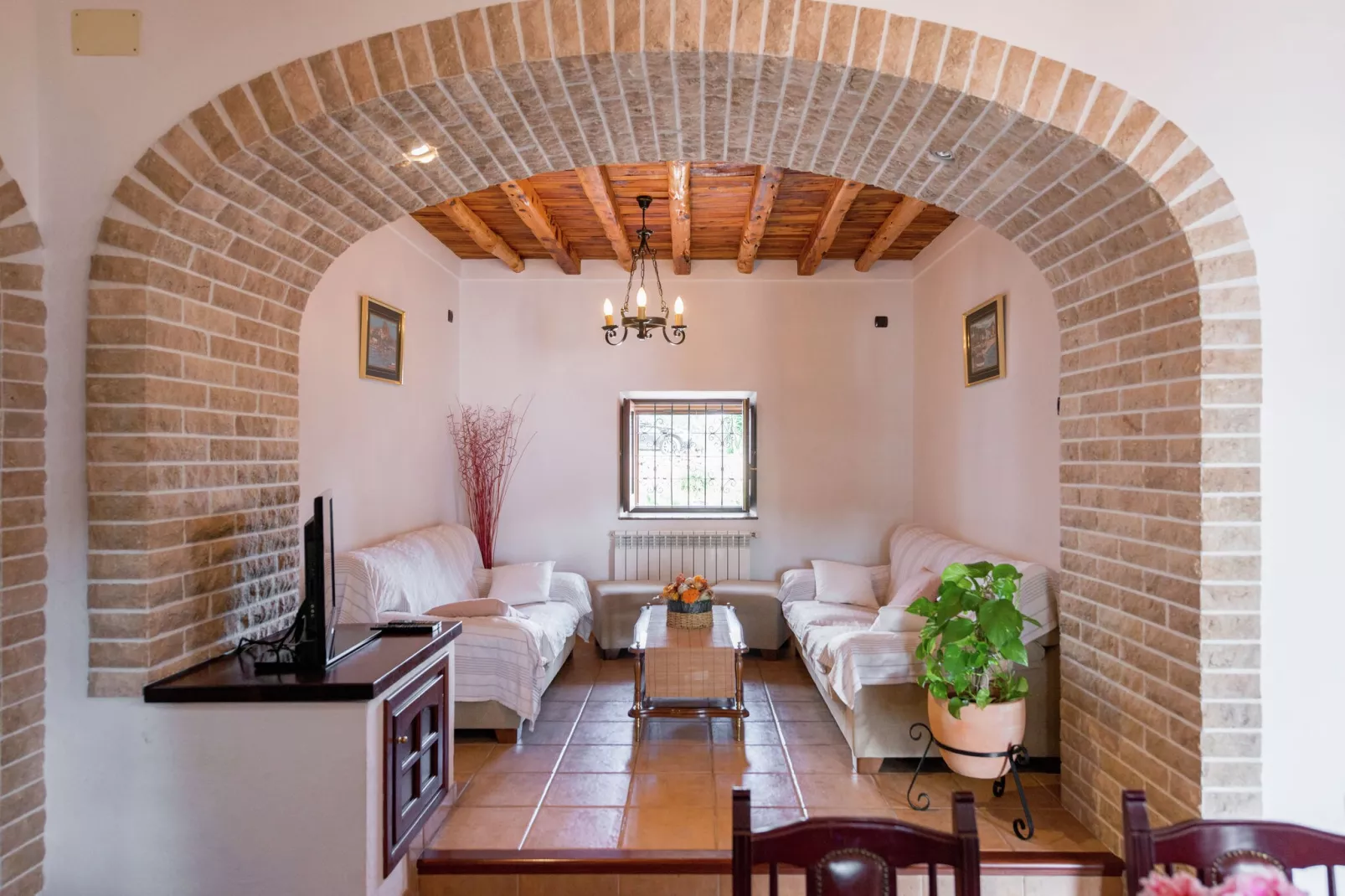 Can Juano-Recreation room