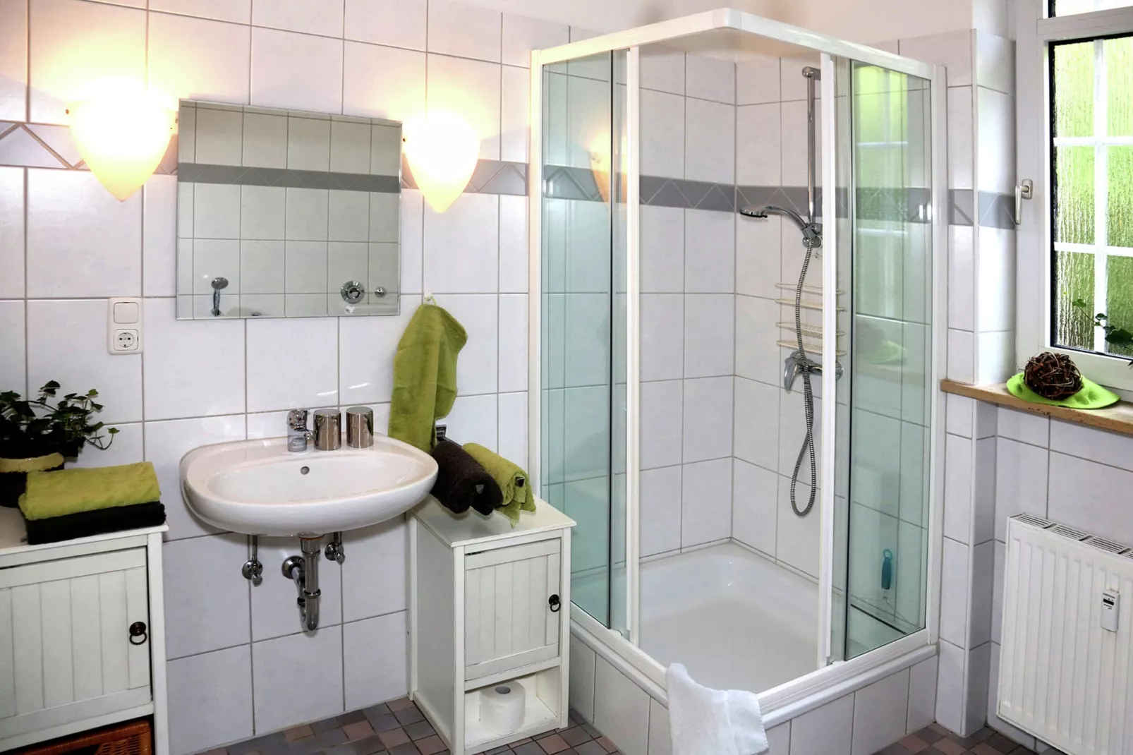 Weserbergland - Bad Pyrmont-Bathroom